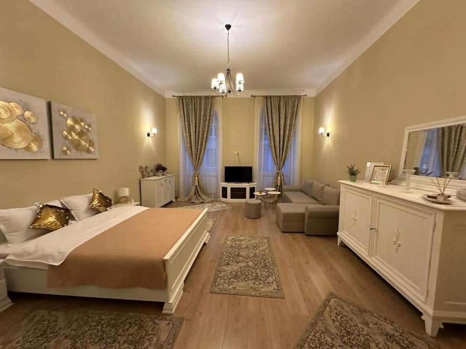 Studio Montaldo Brašov Exteriér fotografie